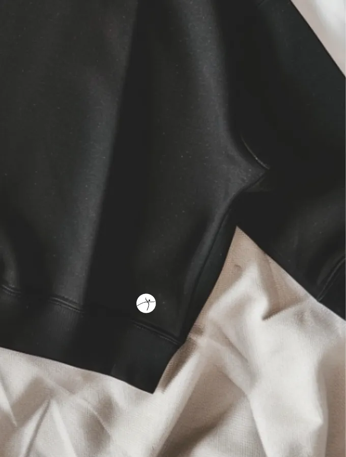 QUEEN SWEATER SLEEK - BLACK